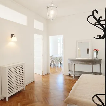 公寓 Appartement Terrasse Marechal Joffre *